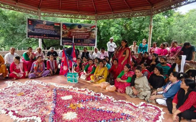गुल्मी सम्पर्क समाज र गुल्मी-भुर्तुङ्ग सम्पर्क समाज भारतद्वारा संयुक्त श्रद्धाञ्जली तथा दिप प्रज्वलन